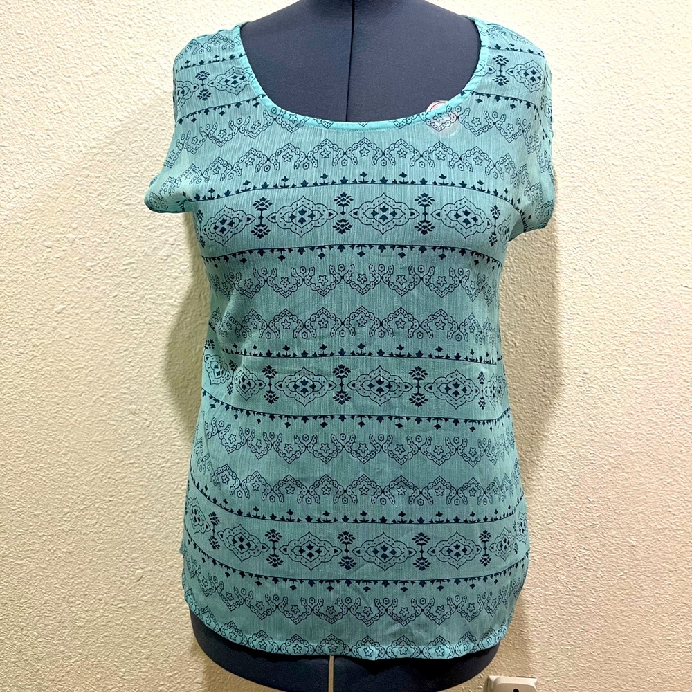 Lucky Brand cap-sleeved tee